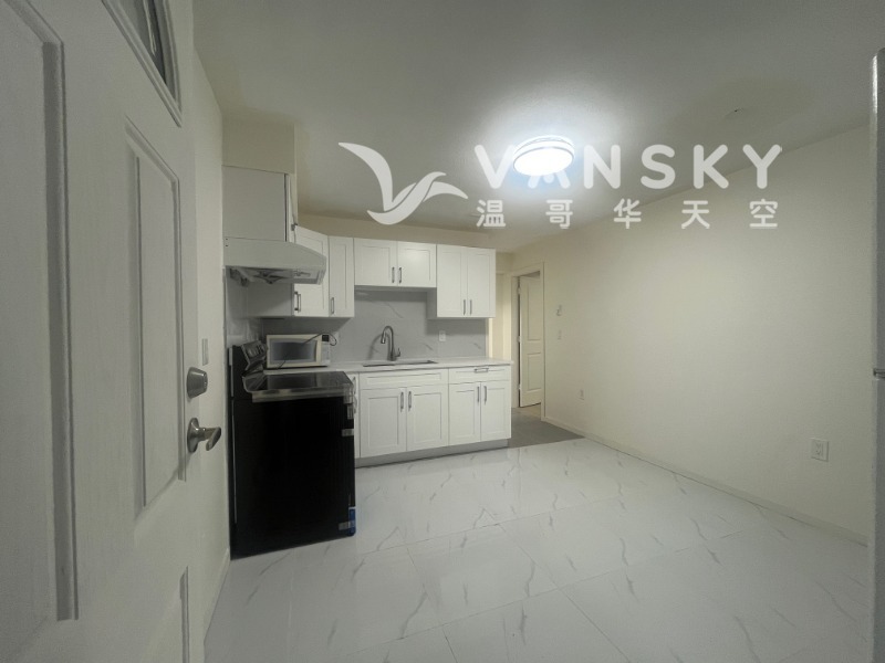 260423151907_1031_Back suite-Kitchen area.JPG